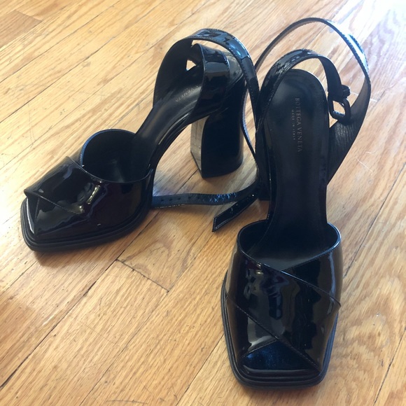 Bottega Veneta Open Toe Patent Leather Heels - Picture 1 of 4